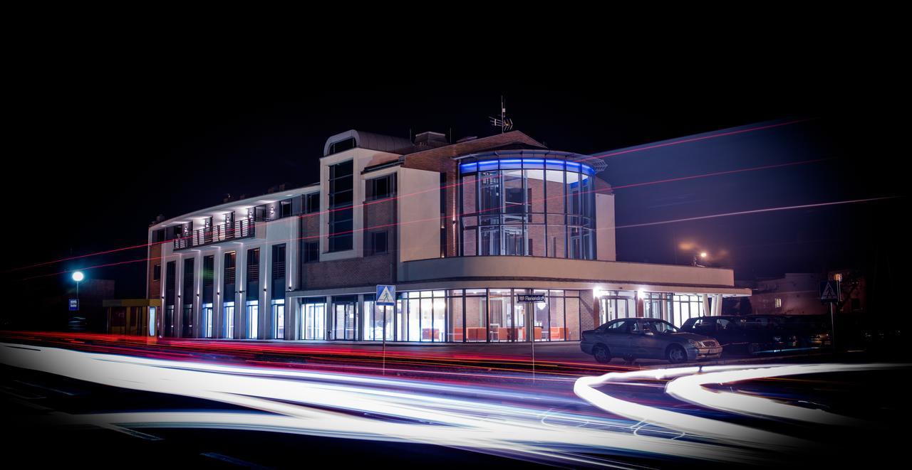 Hotel Kosma Kozmin Kültér fotó